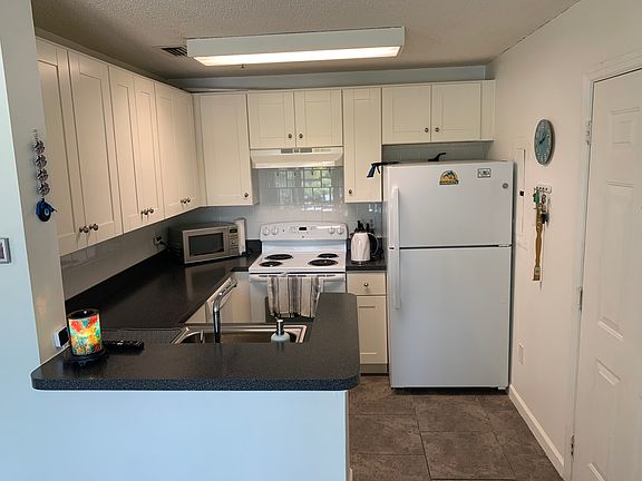 2nd image of 4049 Crockers Lake Blvd #25