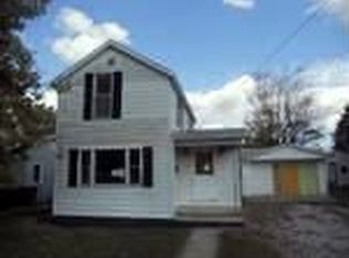 202 S H St, Tilton, IL 61833