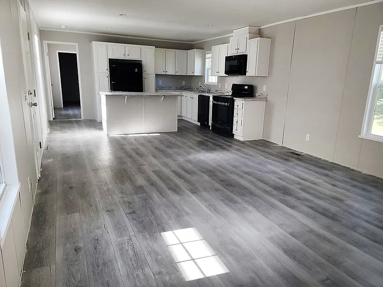 Stoney Creek Manufactured Home Community — Photo 16