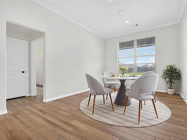 1727 Samuels Ct — Photo 9