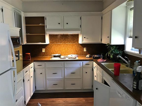 5th image of 917 Amarillo St