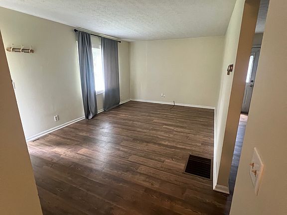 2nd image of 231 Hill St