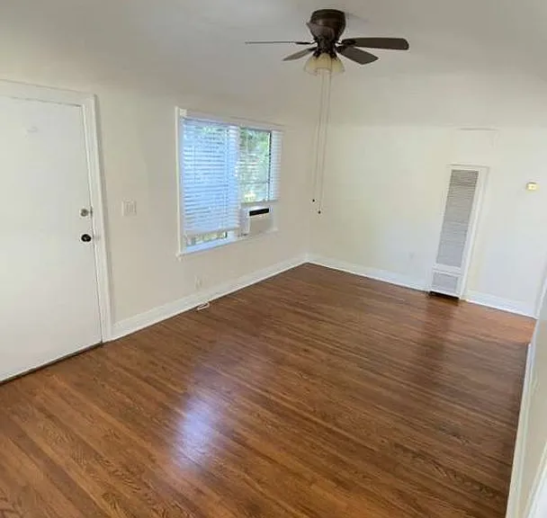 2507-2513 Griffith Park Blvd #2511-1/2 — Photo 1