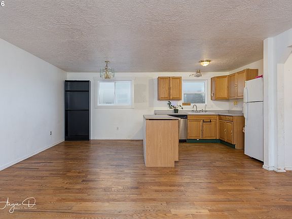 4th image of 11177 S Allen Ct