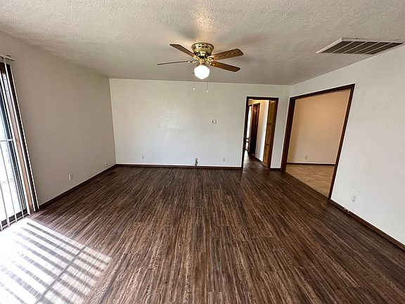 4th image of 8316 NW 8th St