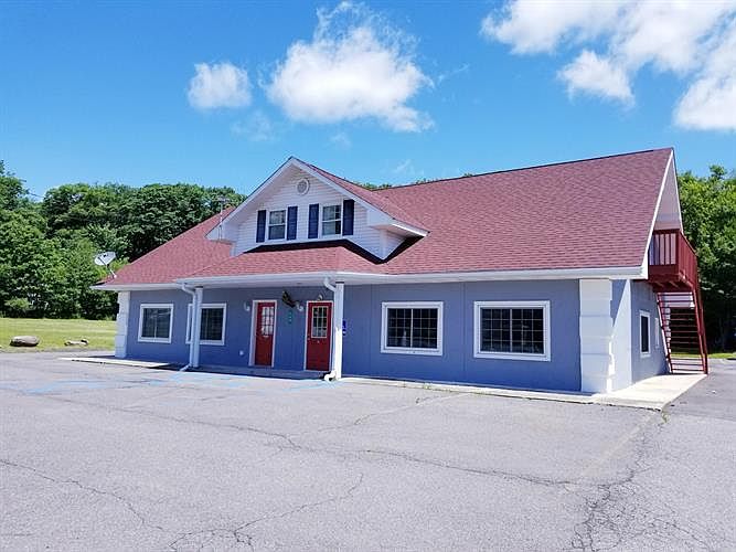 1st image of 749 Memorial Blvd