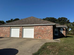 2271 & 2273 S Hartford Ave, Bolivar, MO 65613