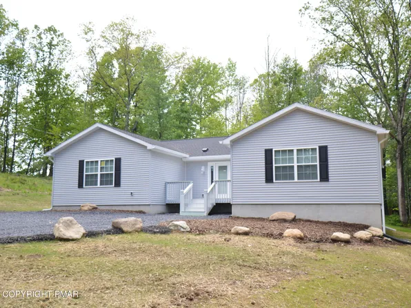 107 Sleepy Hollow Ln #107, East Stroudsburg, PA 18302