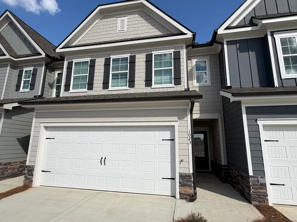 1023 Trichur Rd, Statham, GA 30666