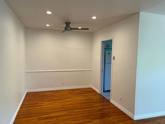 3rd image of 1109 S Oakhurst Dr APT 3