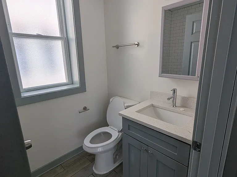 7953 S Essex Ave #2 — Photo 5