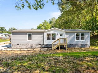 359 McDeerman Rd, Jacksboro, TN 37757