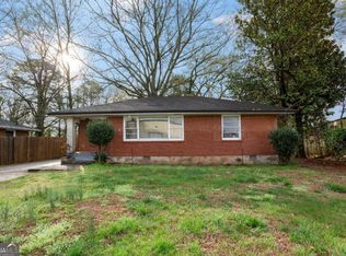 1077 Curtis Dr, Forest Park, GA 30297