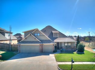 916 NW 185th St, Edmond, OK 73012