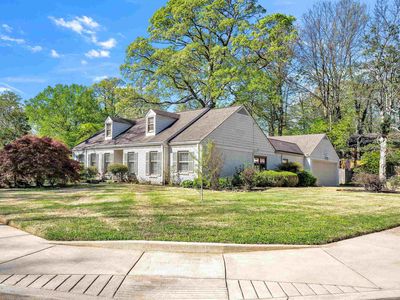 1301 E Rolling Oaks Dr, Memphis, TN, 38119