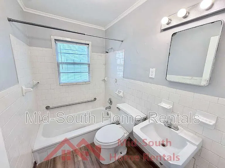 1596 Pennsylvania St — Photo 9