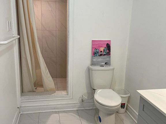 4th image of 255 Finch Ave E #B1