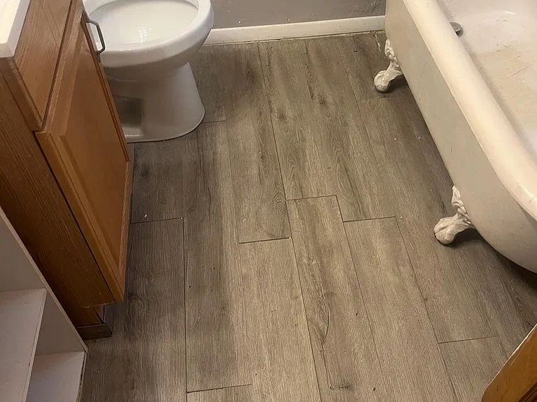 4460 Holly Ave — Photo 3