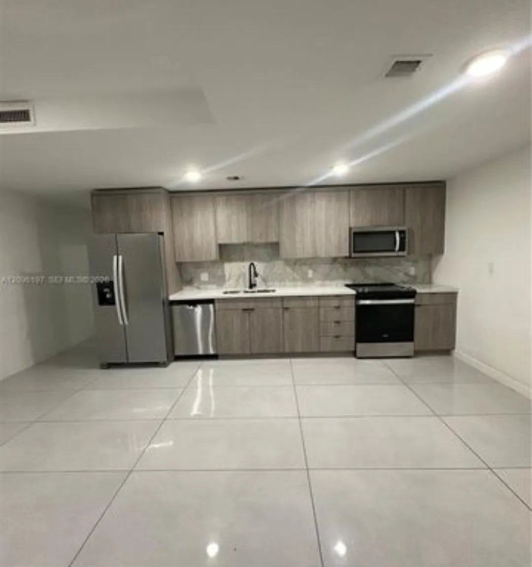 26124 SW 145th Ct — Photo 4