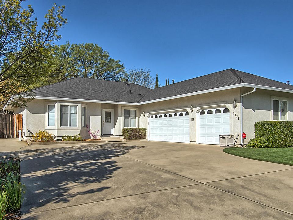 1st image of 1777 Lakeside Dr