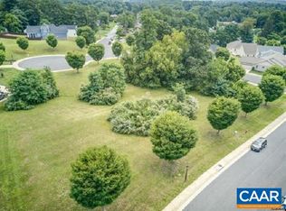 1008 High Point Ct, Waynesboro, VA 22980