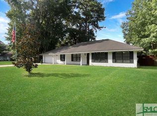 933 Mill Dr, Savannah, GA 31419