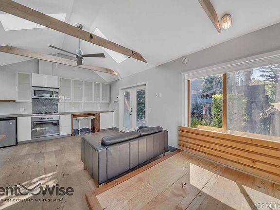 4th image of 134-136 Mullen Ave #136