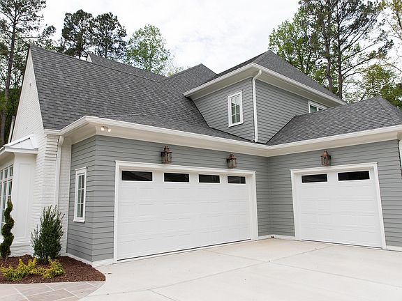 4th image of 3424 Edgemont Dr