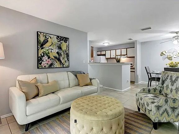 4th image of 1400 Gandy Blvd N Unit 902