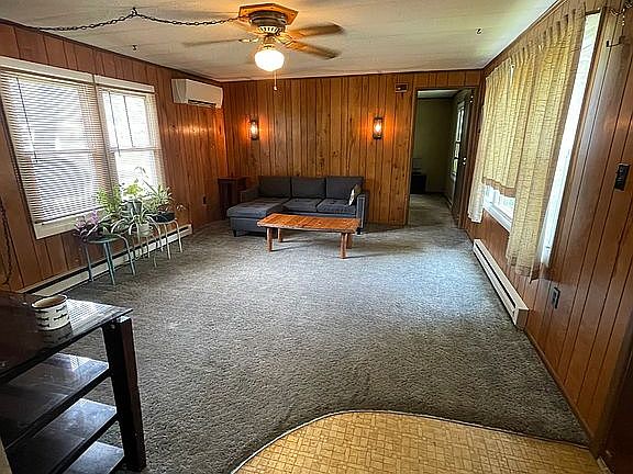 5th image of 979 Essex St Lot 154