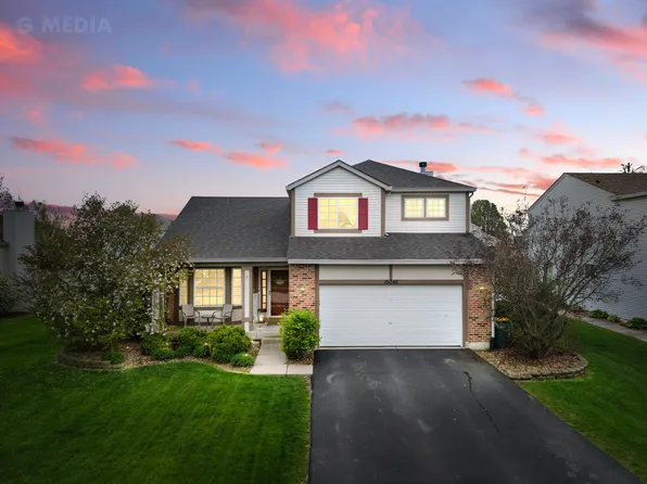 15045 W Keswick Pl, Lockport, IL 60441