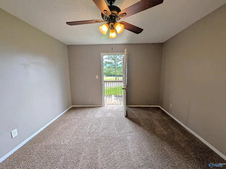 12104 Carriage Ct SE #A — Photo 4
