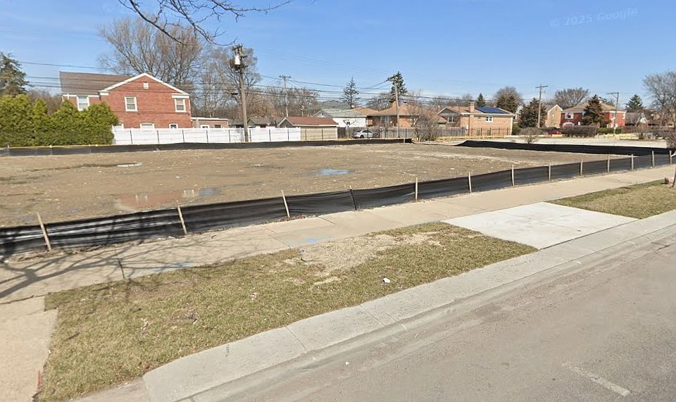 1st image of 3420 W Devon Ave