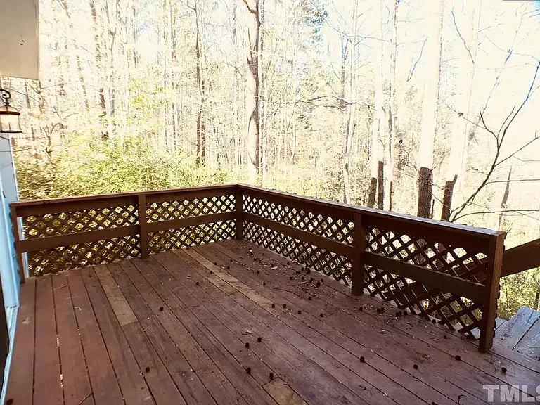 105 Lantern Way — Photo 10