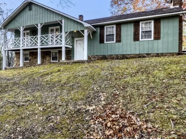 310 Mount Leo St, McMinnville, TN 37110