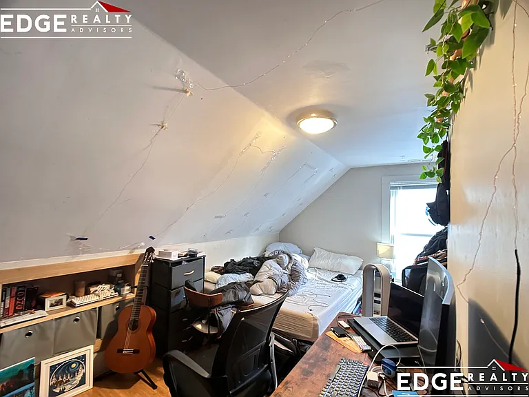 23 Greylock Rd — Photo 6