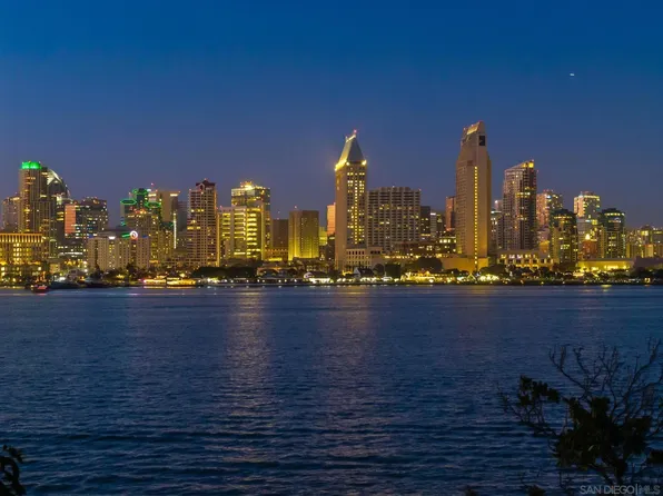 515 1st St, Coronado, CA 92118