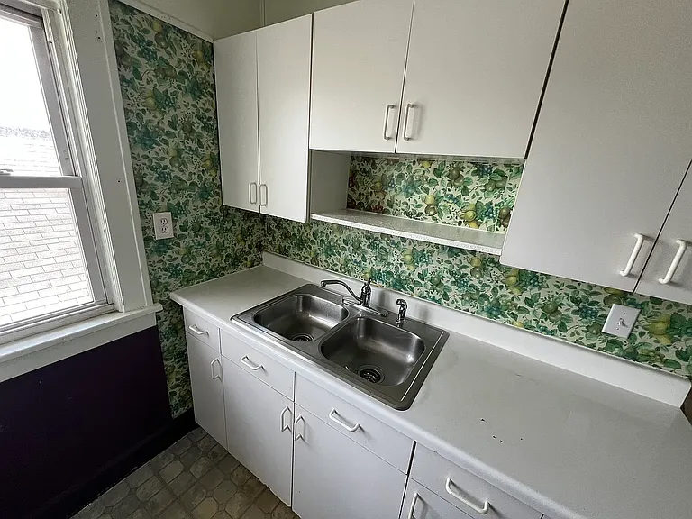 3418 W 45th St #2 — Photo 7