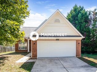 5827 Pennycross Ln, Charlotte, NC 28216