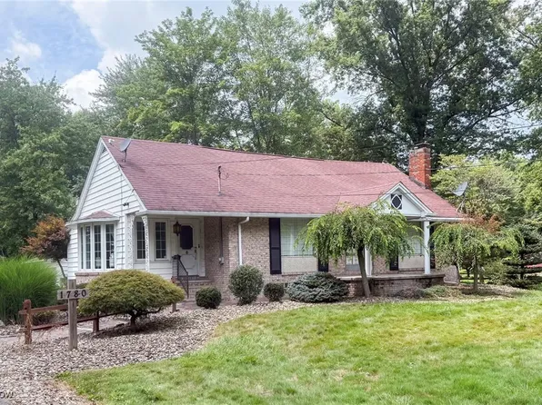 1780 Pleasant Valley Rd, Girard, OH 44420