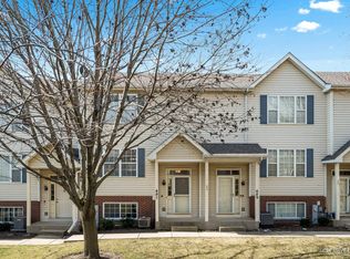 491 E Willow St, Elburn, IL 60119