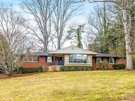 8 N Oak Forest Dr, Asheville, NC 28803