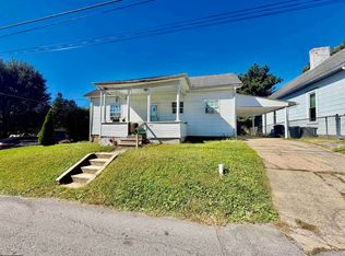 611 Saxman St, Barrackville, WV 26559