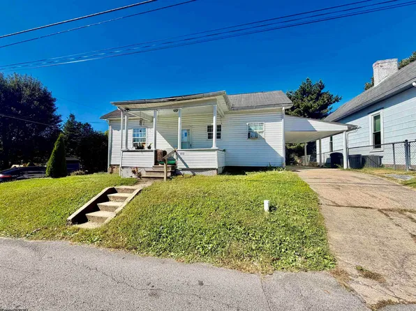 611 Saxman St, Barrackville, WV 26559
