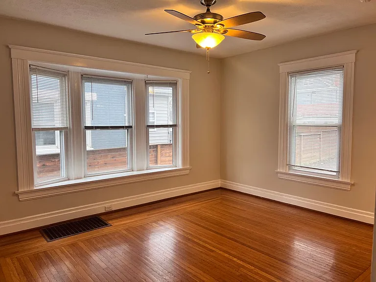 3559 Edwards Road — Photo 7