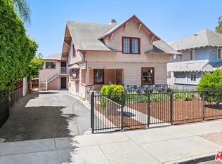 4616 Kingswell Ave, Los Angeles, CA 90027