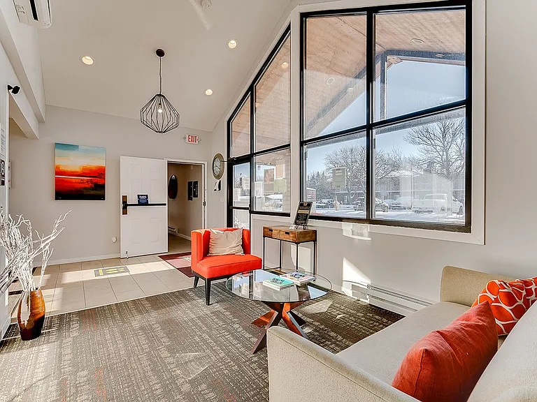 Lexington Hills Apartments — Photo 13