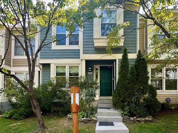 1655 Oak Spring Way, Reston, VA 20190