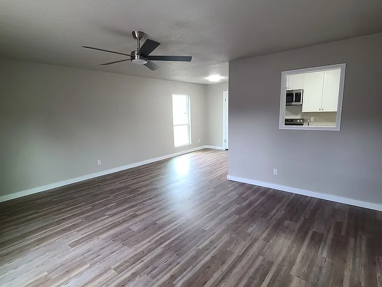 13707 Earlywood St — Photo 5