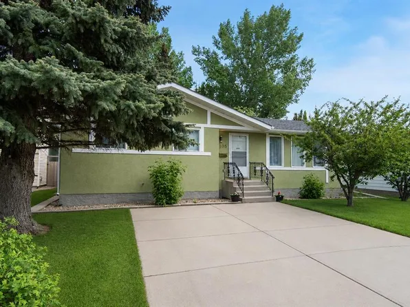 105 N Bell St, Red Deer, AB T4R 1L6
